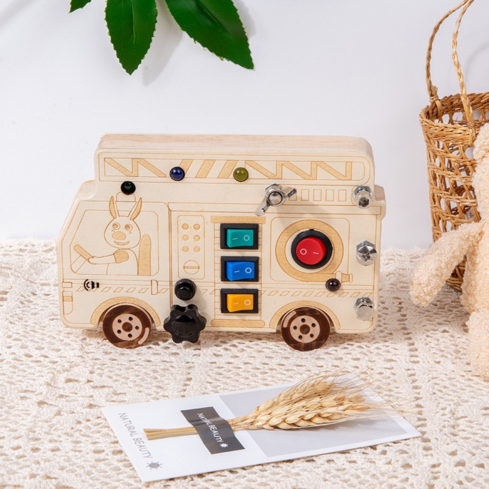 Tableau Montessori - BusyBoardCircuit™ - Camion de pompier - Ma boutique